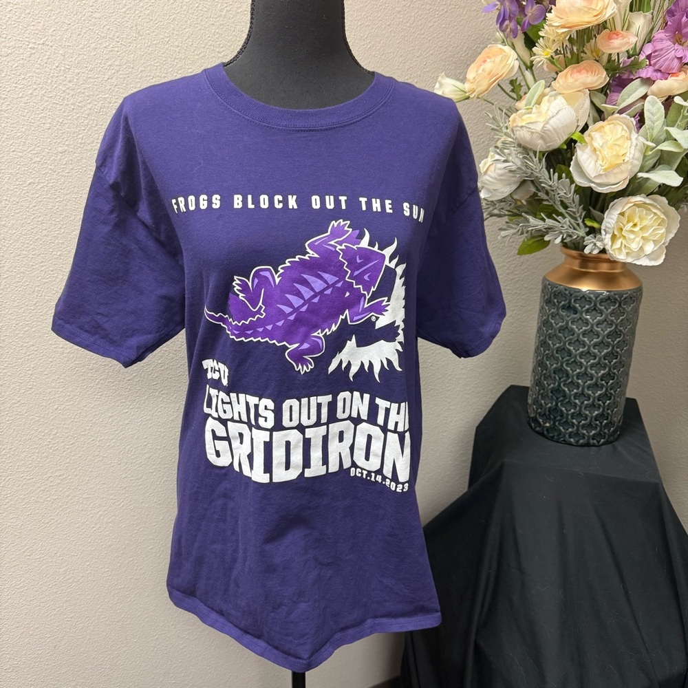 Champion TCU Horned Frogs “Lights Out” Purple Gridiron Football Tee L